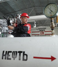 Россия нарастила добычу нефти на пять процентов