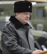 Порошенко признал отвод ополченцами тяжелого вооружения на Донбассе