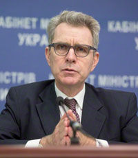 Пайетт призвал Украину к честным реформам