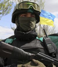 Двое украинских военных ранены в зоне АТО за сутки