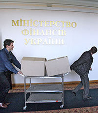 Госдолг Украины сократился в долларах на 6,2%