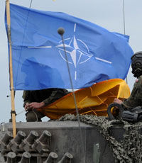 За вступление Украины в НАТО готовы проголосовать 40% украинцев