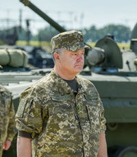 Порошенко: минский процесс не может быть продолжен в 2016 году