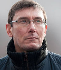 Луценко: Рада может отправить в отставку Яценюка 24 марта
