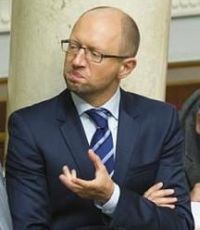 Яценюк представил план действий на 2016 год