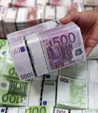 Евро показывает худшие результаты среди валют мира