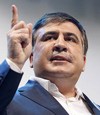 Саакашвили объяснил обострение конфликта в Нагорном Карабахе кознями Кремля