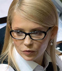 Тимошенко призывает Раду рассмотреть вопрос отставки премьера во вторник