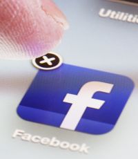 Facebook ответил на обвинения в политической предвзятости