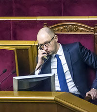 В Раде зарегистрирован проект постановления об отставке Яценюка