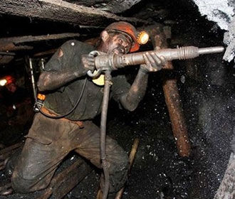 Более ста львовских шахтеров устроили подземный протест