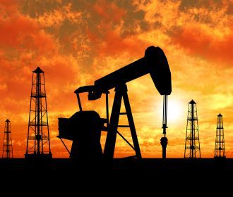 Нефть Brent резко подорожала после заявления России и Саудовской Аравии