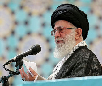 Хаменеи: ядерное соглашение доказало, что "врагам доверять нельзя"