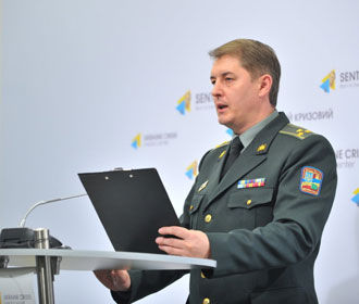 Двое украинских военных погибли, восемь ранены в зоне АТО за сутки
