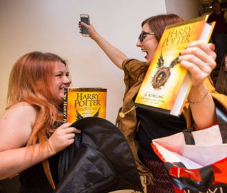 В Британии новая книга о Поттере популярнее Шекспира