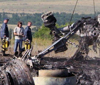 Помпео: США продолжат оказывать давление на Россию в вопросе MH17