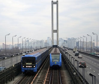 В Киеве частично ограничат движение по Южному мосту
