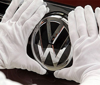 Volkswagen приостановит выпуск Golf