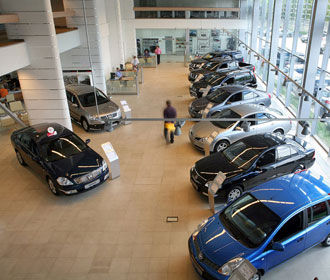В Европе продажи новых автомобилей упали из-за пандемии наполовину