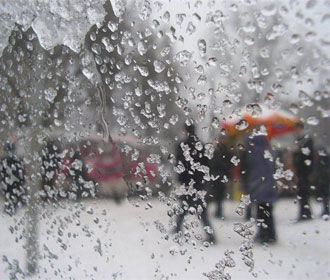 Черноморский циклон принесет в Украину мокрый снег