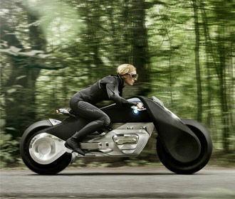 BMW продемонстрировала беспилотный мотоцикл