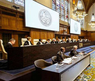 В России назвали решение суда в Гааге "оглушительным обломом"