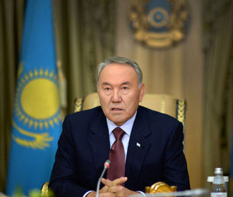 Назарбаев показал клип на собственную песню