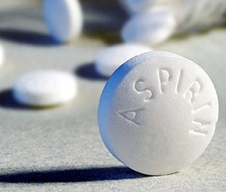 Ежедневный прием аспирина не продлевает жизнь пожилым людям
