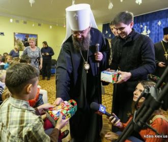 Украинское общество в большом долгу перед детьми, которые живут под пулями - митрополит Антоний