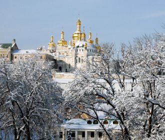 Чиновники склоняют Нежинскую епархию УПЦ к переходу в "единую церковь"