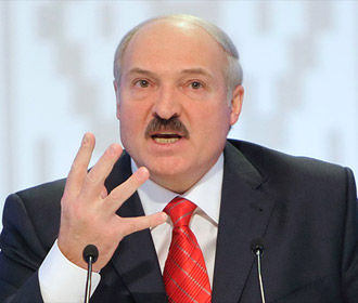Лукашенко допустил участие Украины в гибридной войне против Беларуси