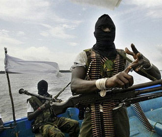 Пираты, захватившие моряков в Гвинейском заливе, пока не выдвигали требований