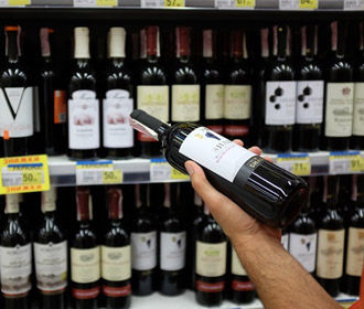 Киевсовет запретил продажу алкоголя в магазинах с 23:00 до 10:00