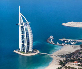 Власти Дубая ввели 30-дневное разрешение на алкоголь для туристов