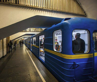 Кабмин разрешил работу метро и детсадов с 25 мая