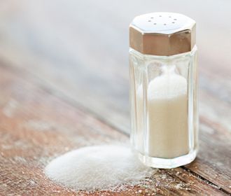 Пищевая соль - потенциальный источник тяжелых заболеваний