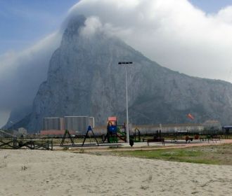 Мадрид и Лондон подписали четыре меморандума по Гибралтару