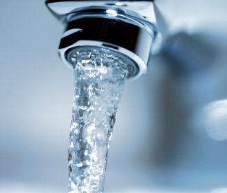 Питьевая вода - простое решение проблемы с циститом
