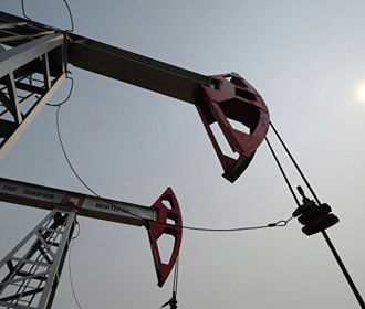 Нефть возобновила подъем после распродажи