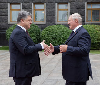 Порошенко: Украина и Беларусь должны сохранить тенденции укрепления своих отношений