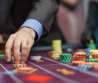 Рада зарегистрировала законопроект Кабмина, позволяющий работу казино в 5-звездочных отелях