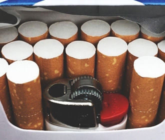 Сигареты с ментолом обвалили акции табачной компании