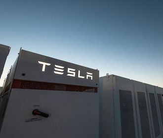 Tesla инвестирует около 4 млрд евро в свой первый европейский завод