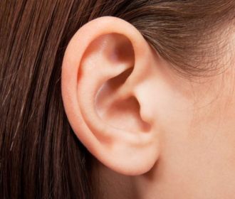 Исследователи нашли способ вернуть человеку слух