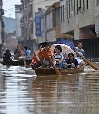 Жертвами наводнения в Китае стал 181 человек