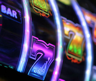 Игровые автоматы утратили возможность прикрываться лотереями - премьер
