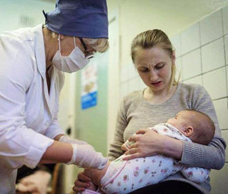 Гройсман назвал зарплаты семейных врачей в Украине