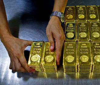 Цены на золото достигли восьмилетнего максимума