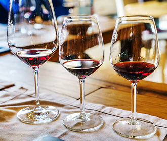 Ученые развеяли миф о пользе вина