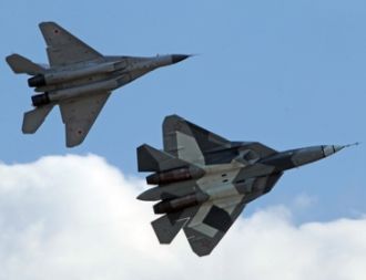 Минобороны России опубликовало видео полета Су-57 в Сирии